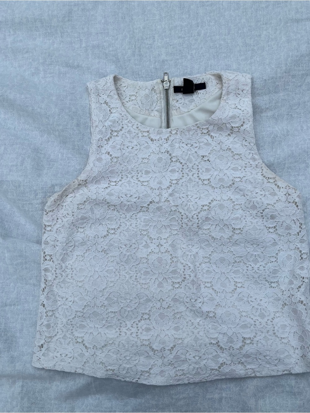 Forever 21 White Lace Cropped Tank